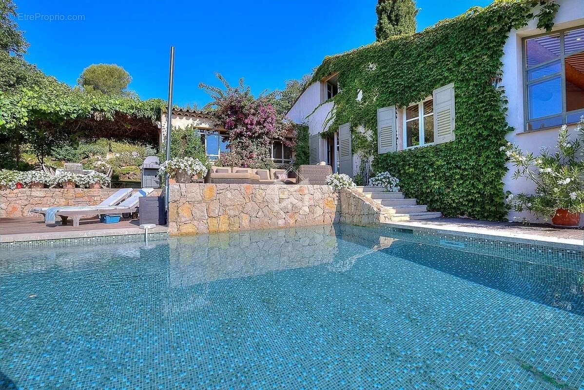Belle villa provençale - vue panoramique - - photo 3