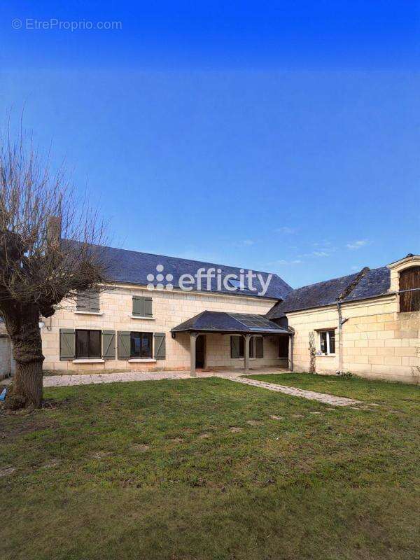 Maison à BEAUMONT-EN-VERON