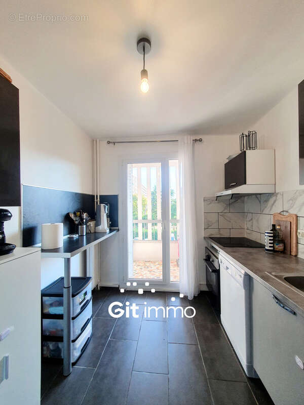 Appartement à MARSEILLE-9E