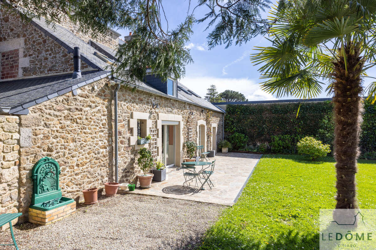 Maison à LA RICHARDAIS