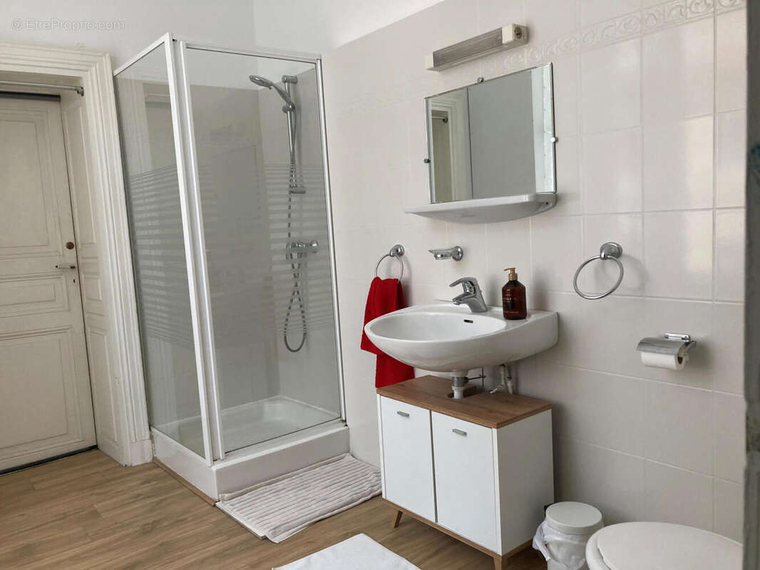 sd 1 - Appartement à ARCAMBAL