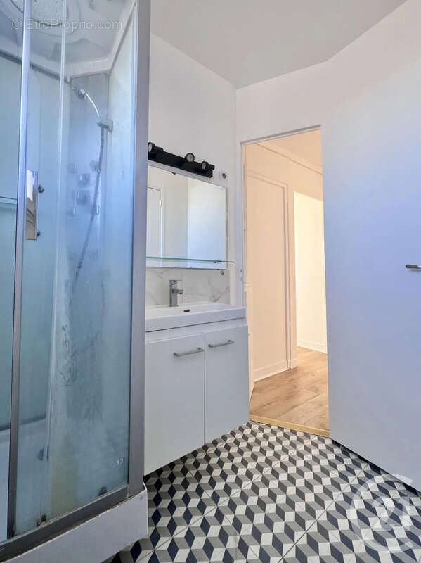 Appartement à FONTAINEBLEAU