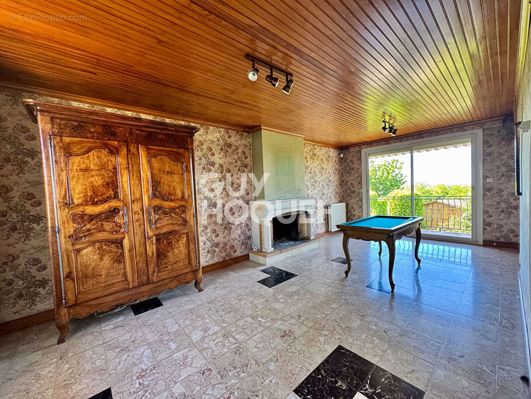 Maison à LE CREUSOT