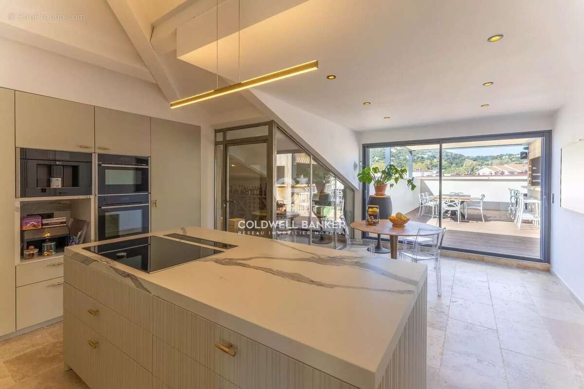 Appartement à CALVI