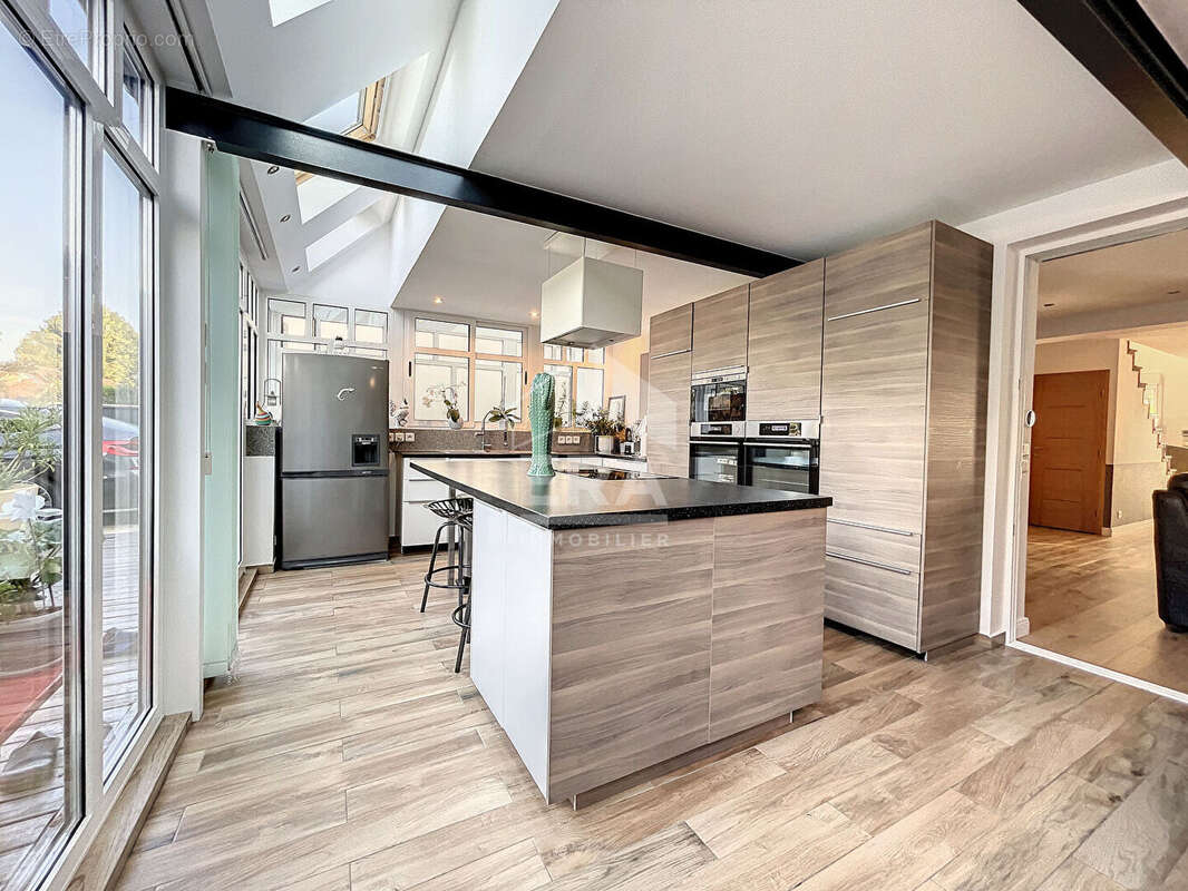 Maison à CHAUMONTEL