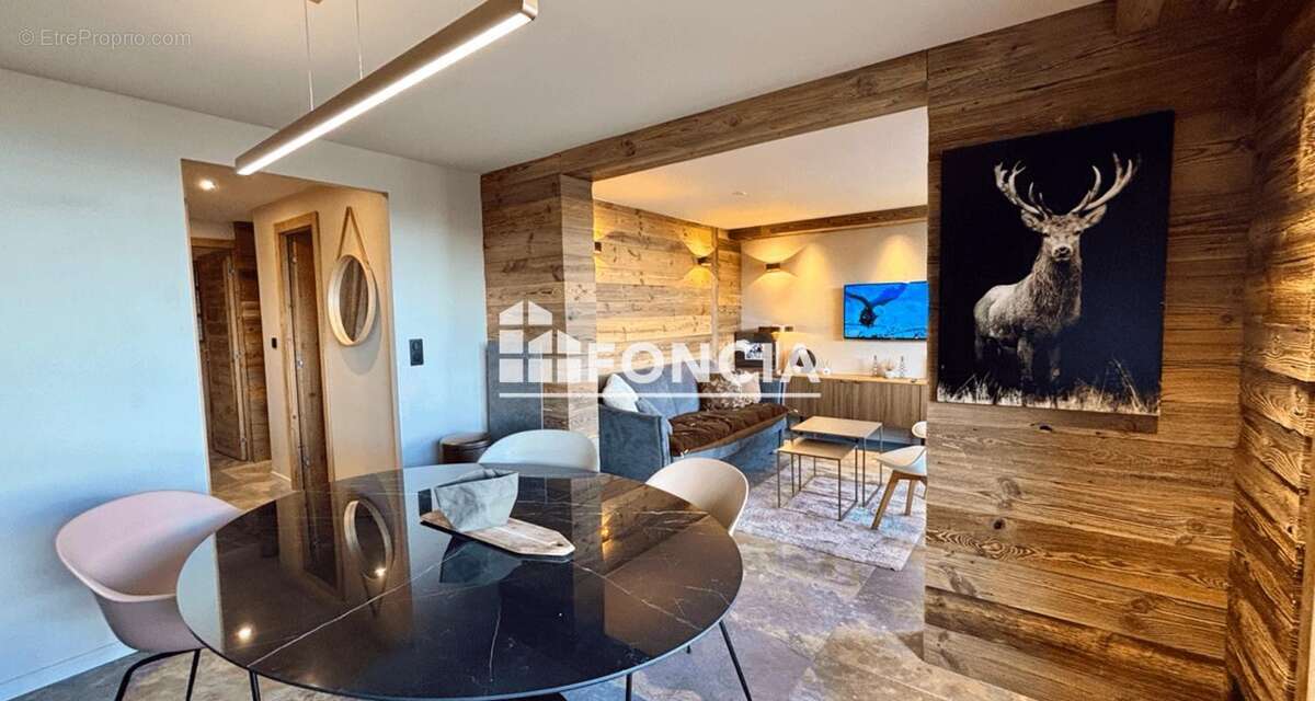 Appartement à LES ALLUES
