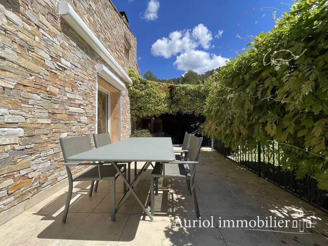 Maison à AURIOL