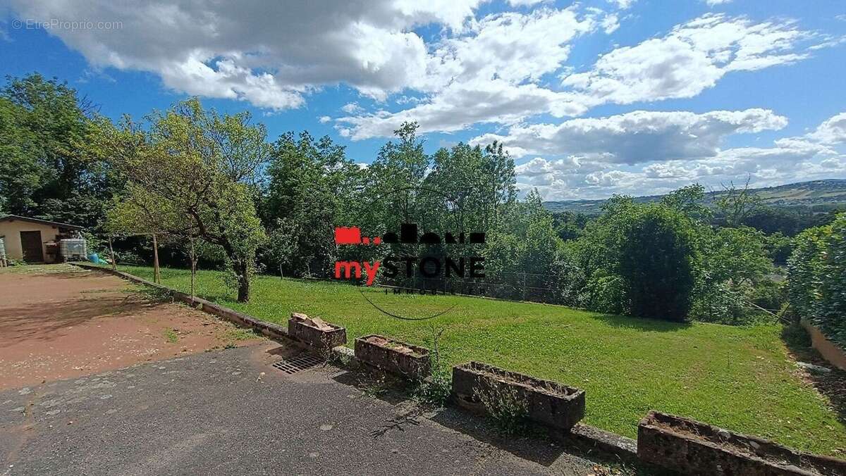 JASSANS RIOTTIER  -  Maison familiale  de 120m² sur 1150m² de terrain - photo 12
