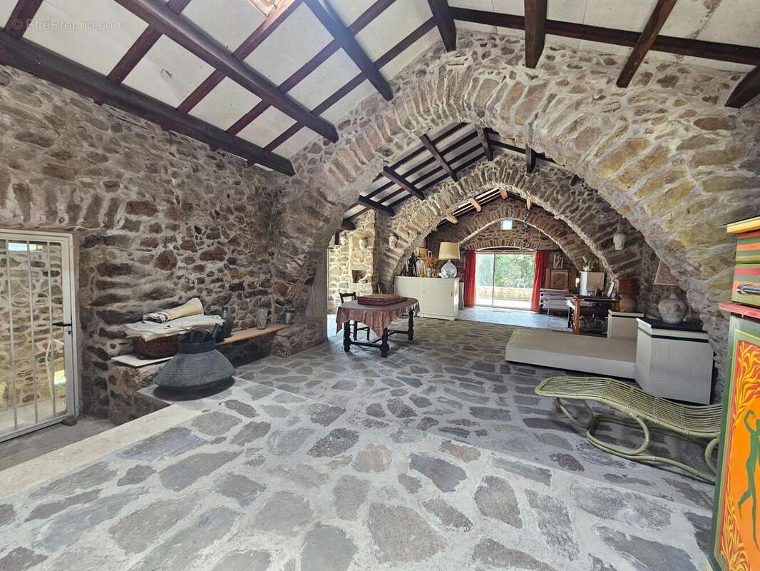 Photo 6 - Maison à MURAT-SUR-VEBRE