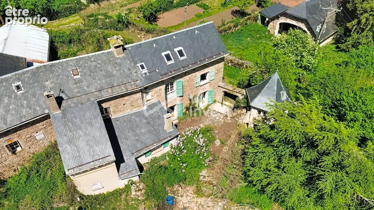 Maison à SEVERAC-LE-CHATEAU