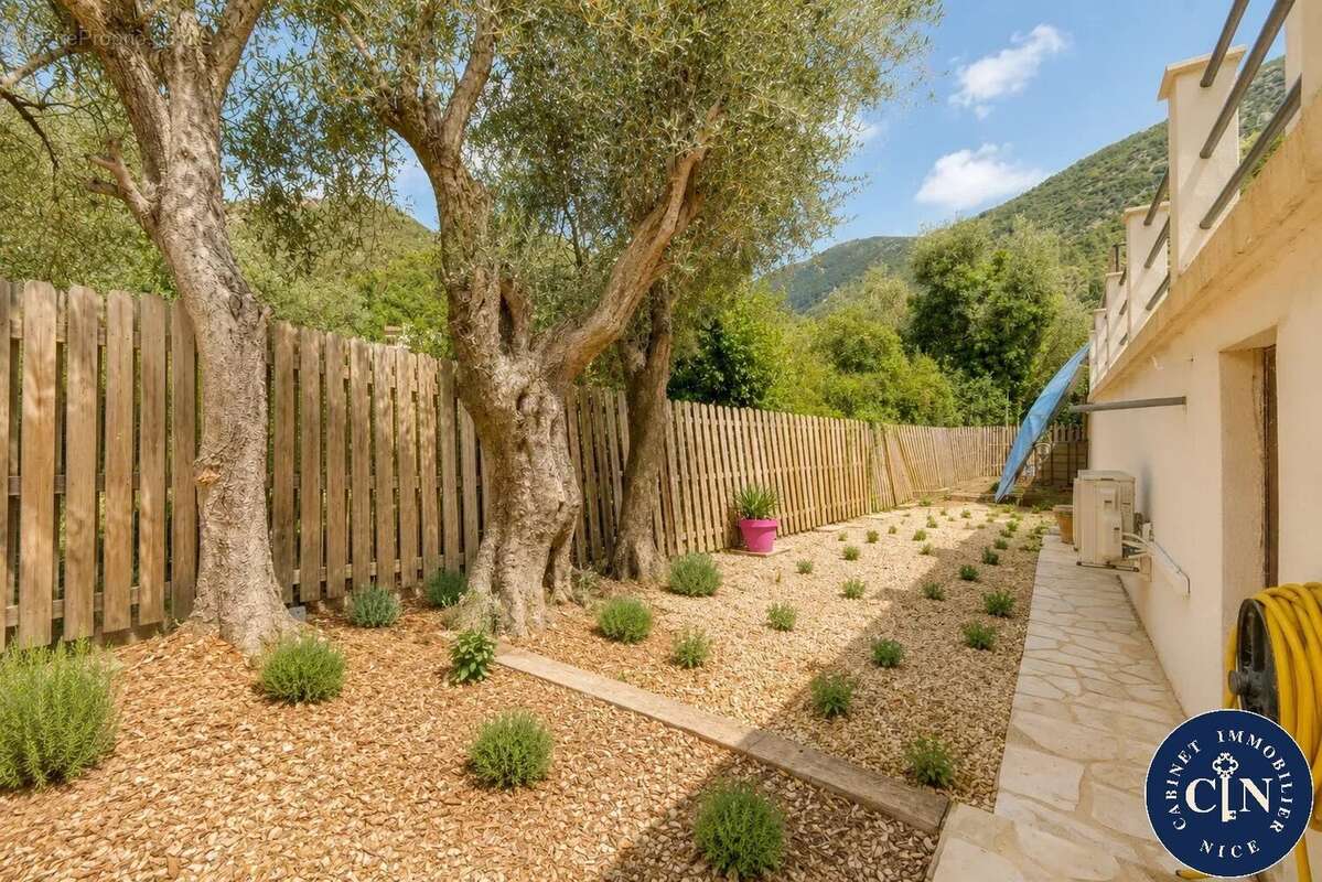 Maison 115 m² à Peille  - photo 5