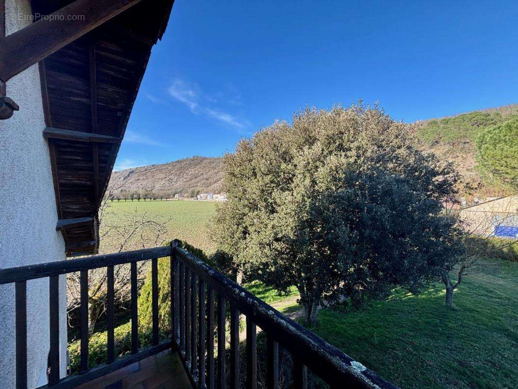 Maison à LAMAGDELAINE