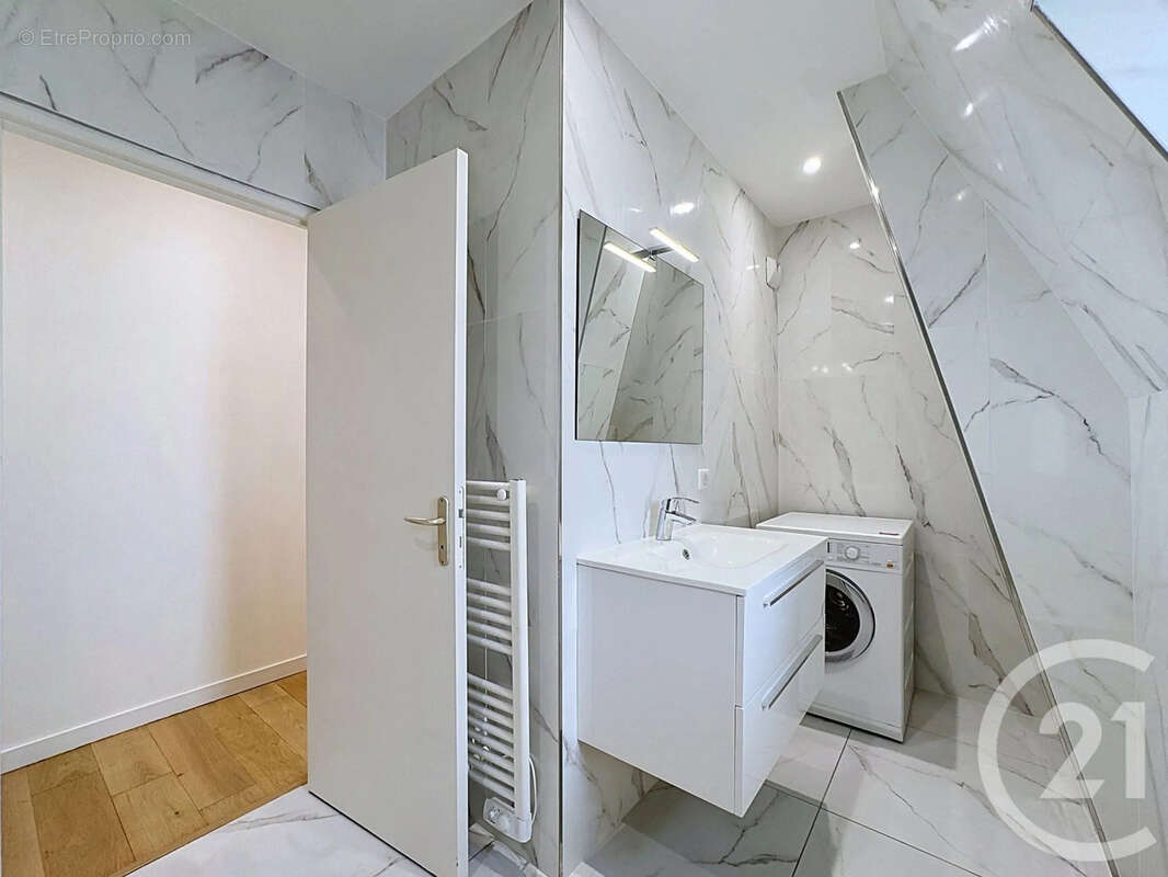 Appartement à FONTAINEBLEAU