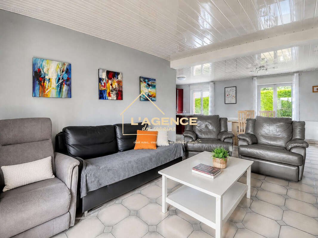 Maison 104 m² à Hondeghem  - photo 3
