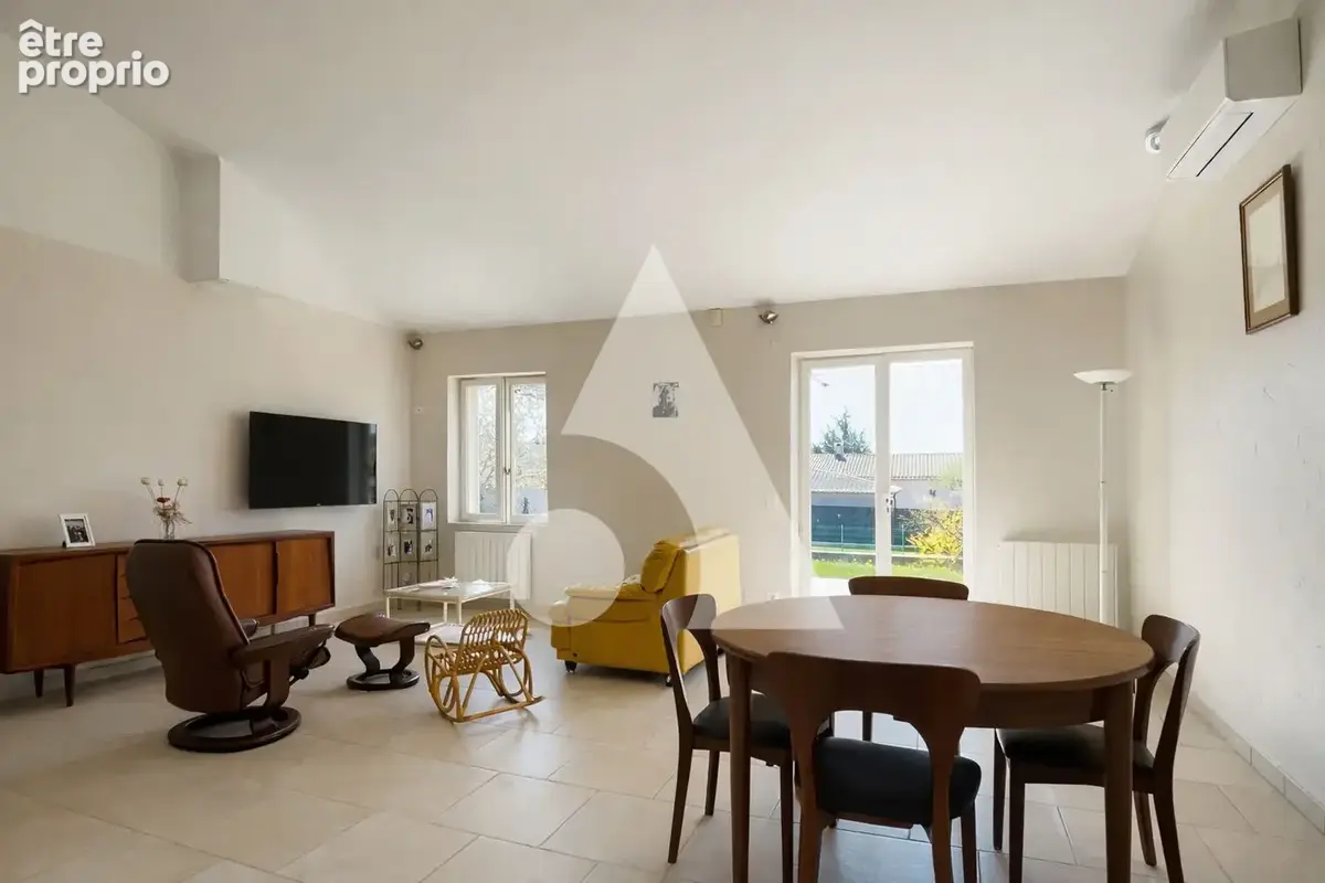 Pertuis villa d'env 117m² hab avec T2 indépendant parcelle d'en 1600m² piscine - photo 5