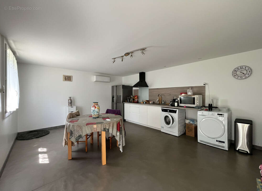 Maison à COULOUNIEIX-CHAMIERS