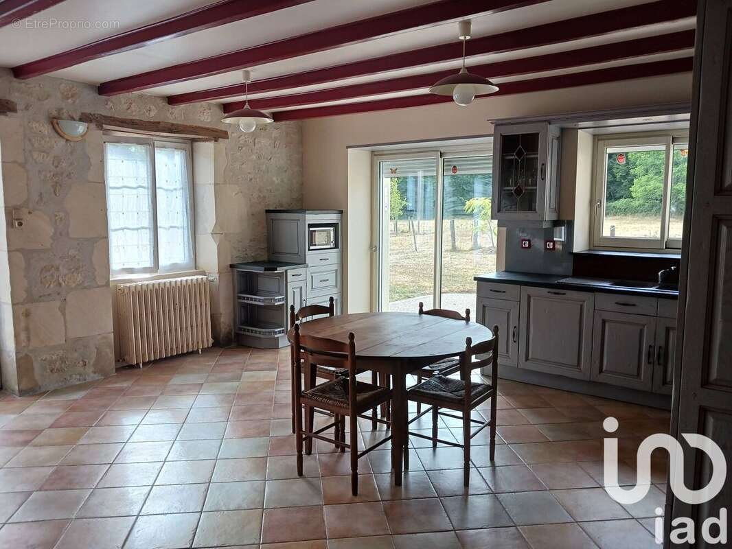 Photo 3 - Maison à LA CHAPELLE-BATON