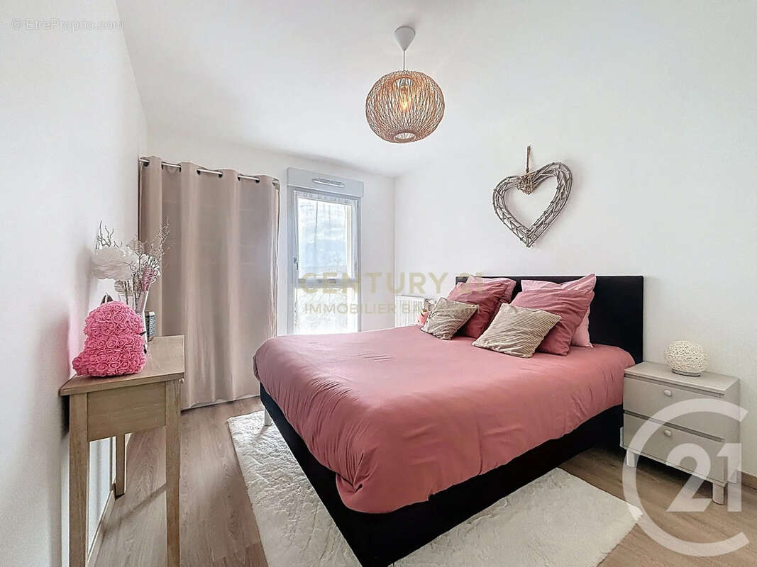Appartement à L'ISLE-D'ABEAU