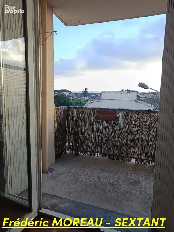 Dans résidence calme et bien entretenue en hyper centre, venez découvrir ce beau T4 avec balcon et garage - photo 11