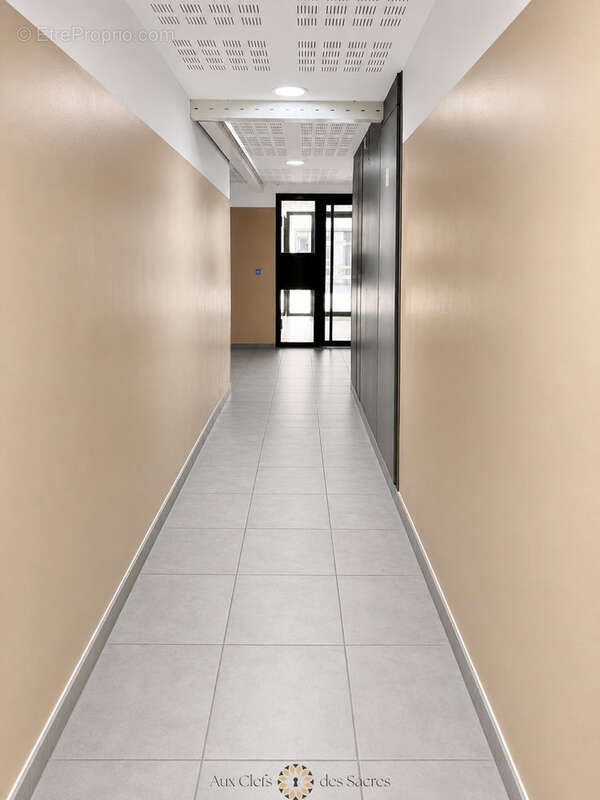 TINQUEUX Appartement T3 dans immeuble récent avec jardin et garage - photo 11