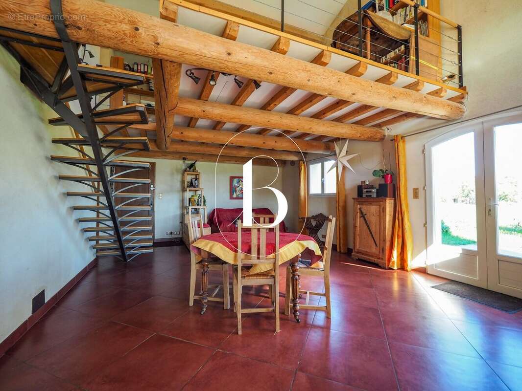 Maison à GOUDARGUES