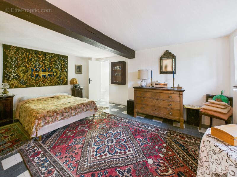 Maison à FAVEROLLES