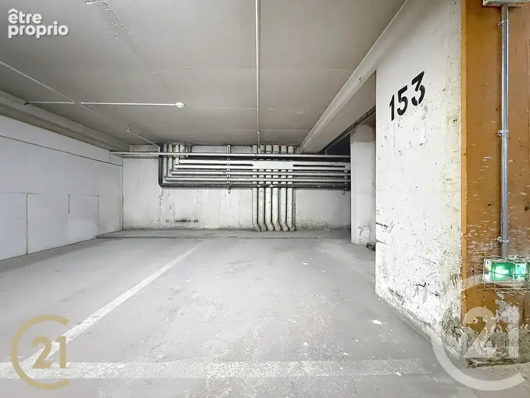 Photo Parking à Paris-20e au prix de 18 000€