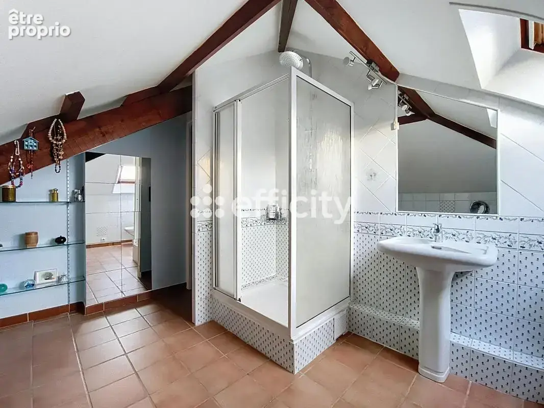 Maison 145 m² à Saint-Gratien  - photo 17