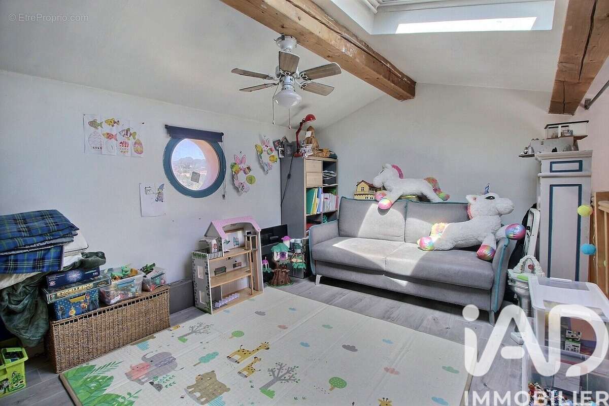 Photo 7 - Maison à LE CASTELLET