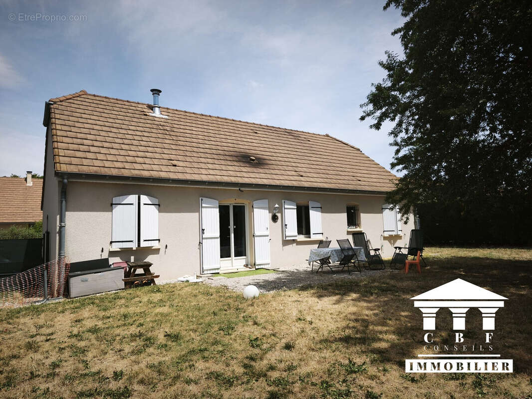 Maison à SAINT-MARCEL