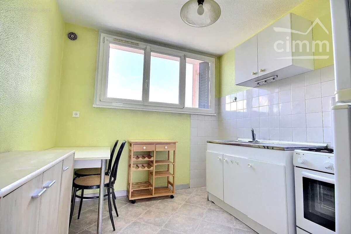 Appartement à SAINT-MARTIN-D&#039;HERES