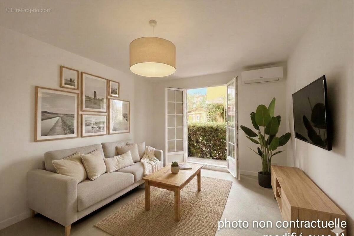 Appartement à VALLAURIS