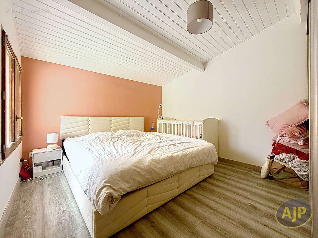 Maison Sainte Pazanne 74 m2 + grand garage - photo 8