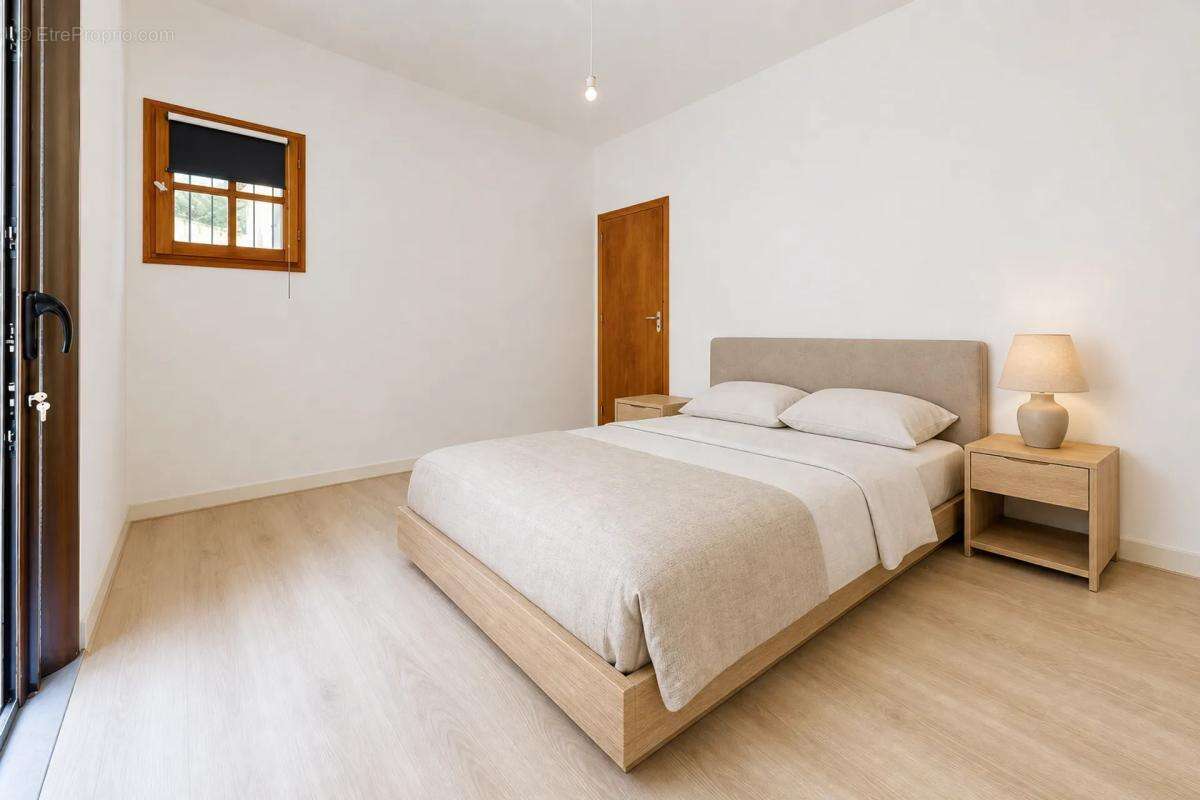 Maison spacieuse et rénovée de 291m² à Souillac - photo 15