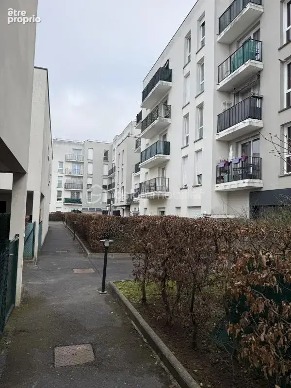 Fleury-Mérogis – T4 lumineux de 73 m² – 3 chambres, 2 balcons et 2 parkings - photo 13