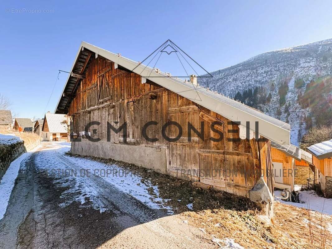 Maison à LA LECHERE