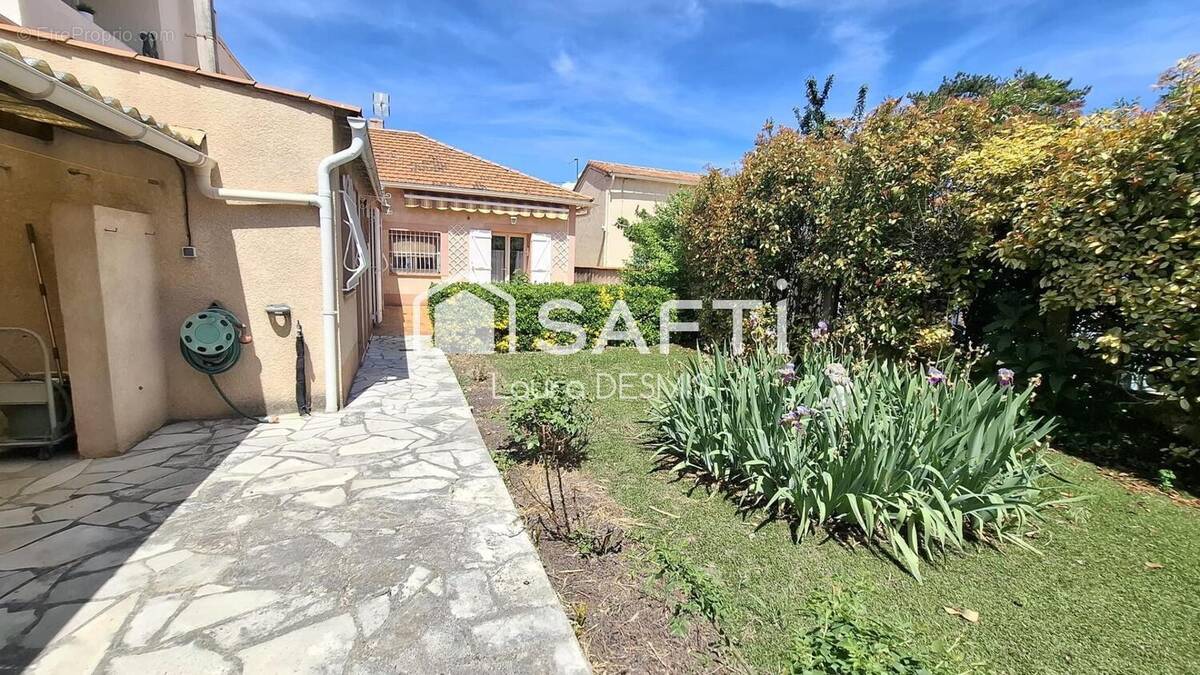 Photo 1 - Maison à MARSEILLE-12E