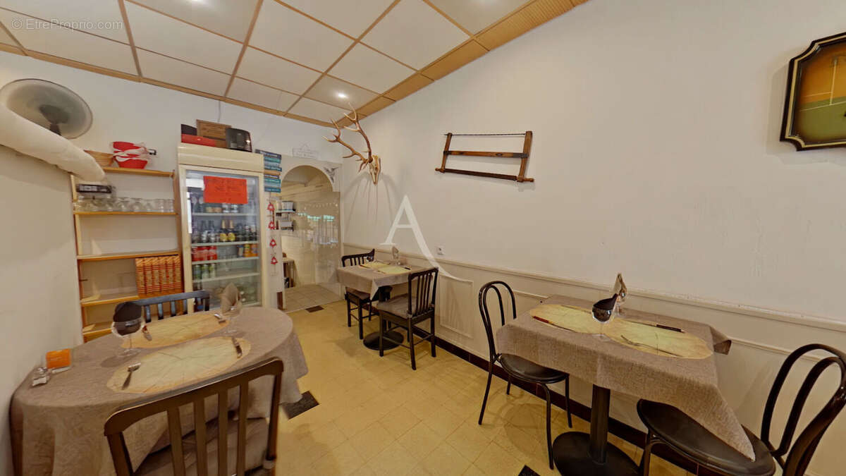 Commerce à VINON-SUR-VERDON