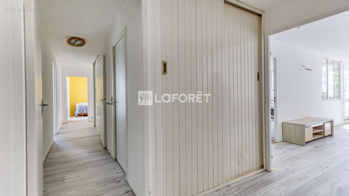 Appartement à ROISSY-EN-BRIE