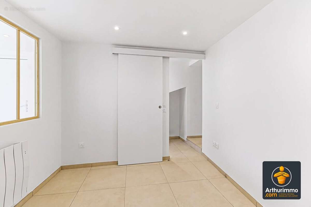 Appartement T1 bis entièrement rénové, idéal premier achat ou investissement locatif - photo 8