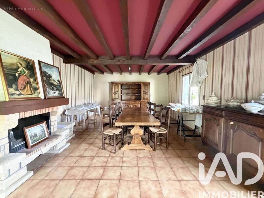 Photo 9 - Maison à LACAPELLE-MARIVAL