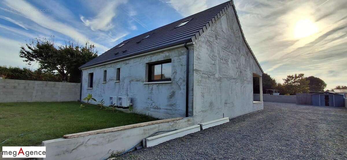 Maison à NOYERS-SUR-CHER
