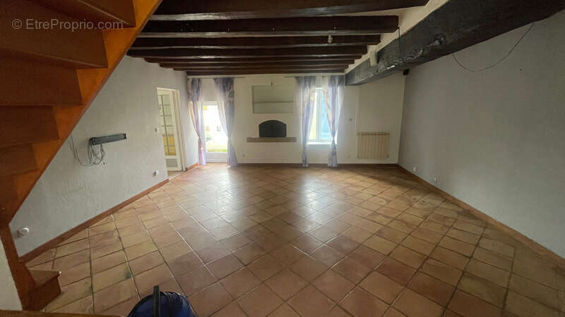 Maison à VARENNES-LES-NARCY