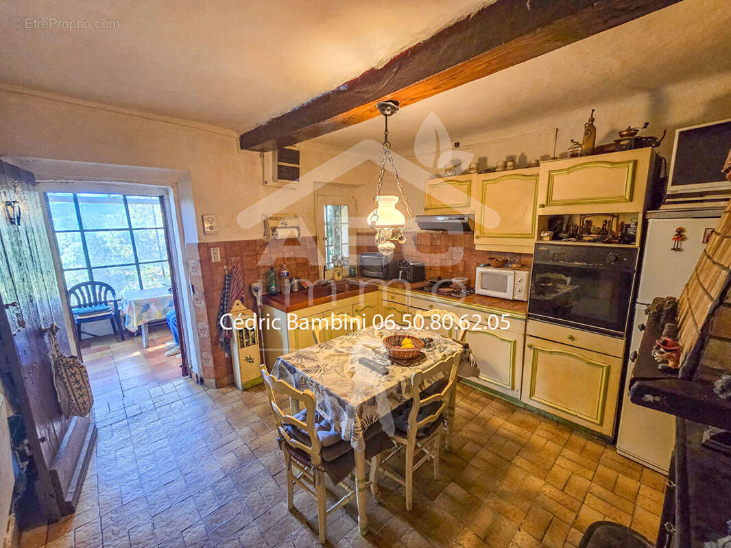 Maison à TOURVES