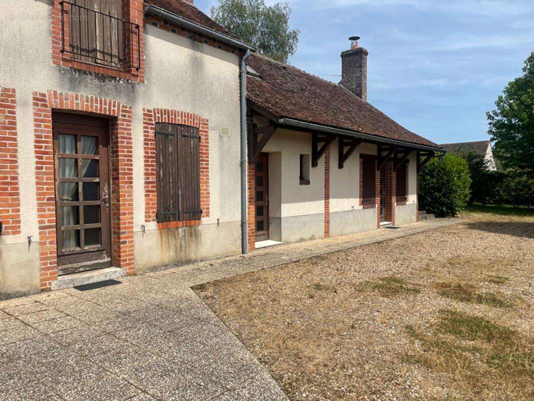Maison à SAINT-GONDON