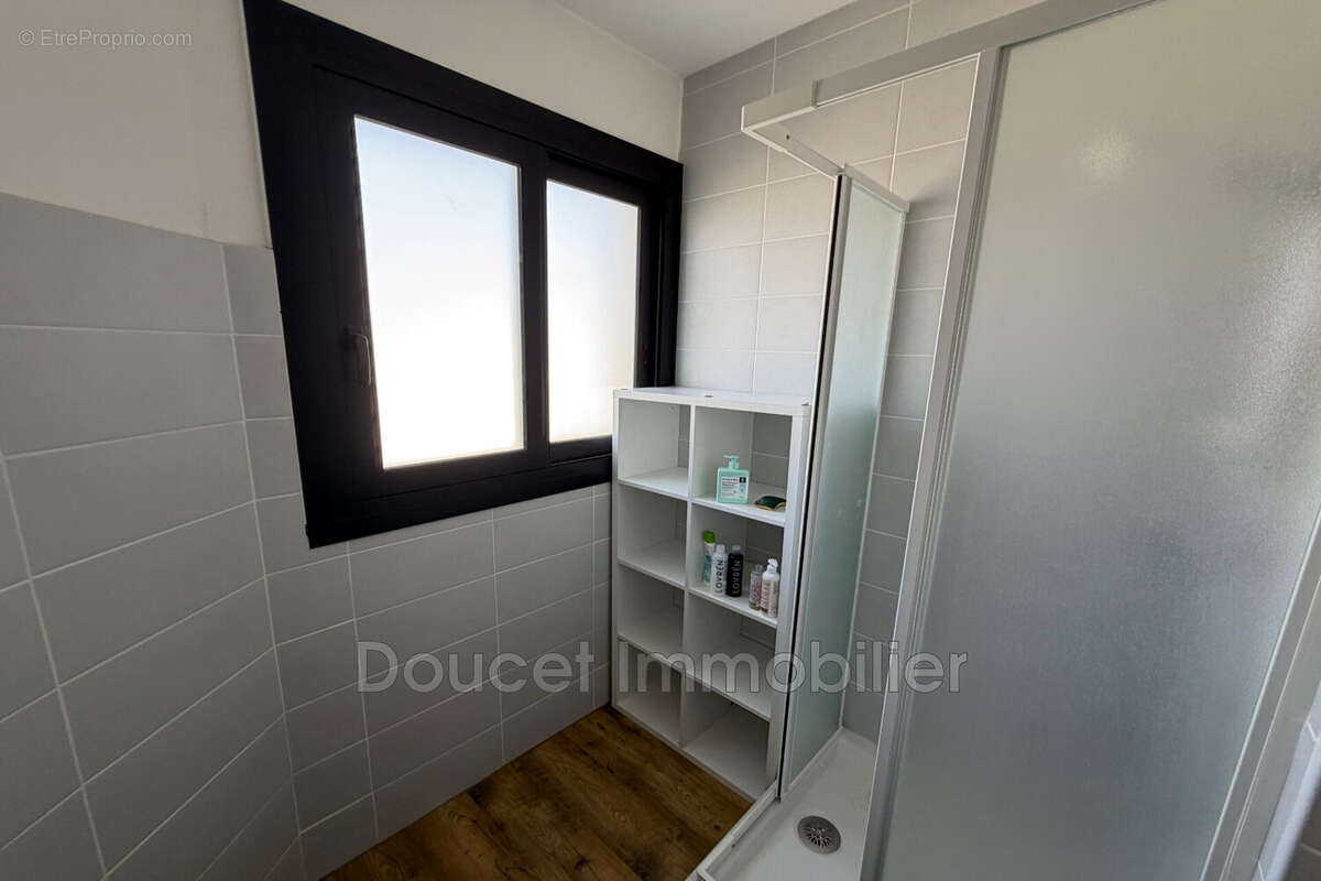 Appartement 94 m² à Beziers  - photo 9