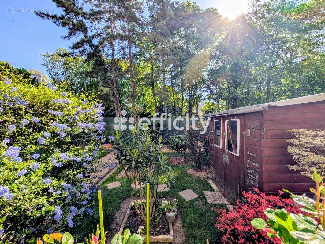 Appartement à ENGHIEN-LES-BAINS