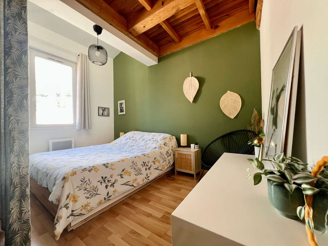 Appartement à AURIOL