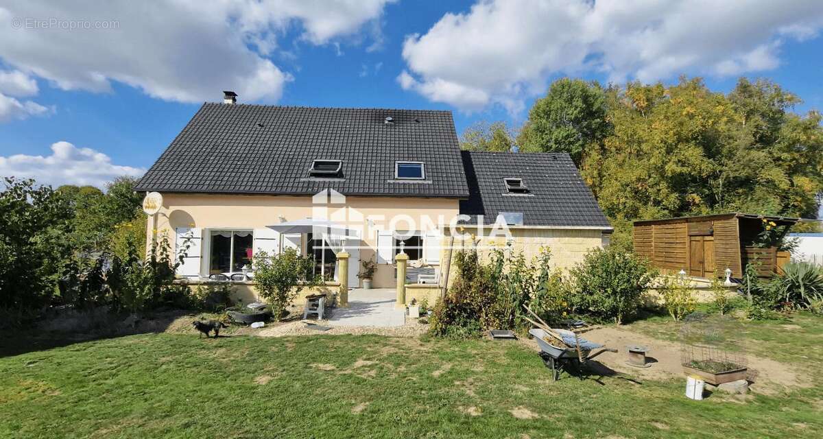 Maison à BERVILLE-EN-ROUMOIS