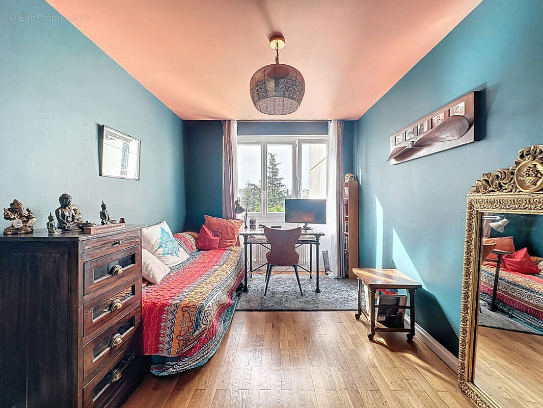 Appartement à LYON-5E